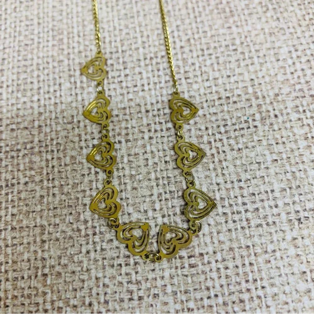 Dainty Necklace Bundle - Picture 4 of 6